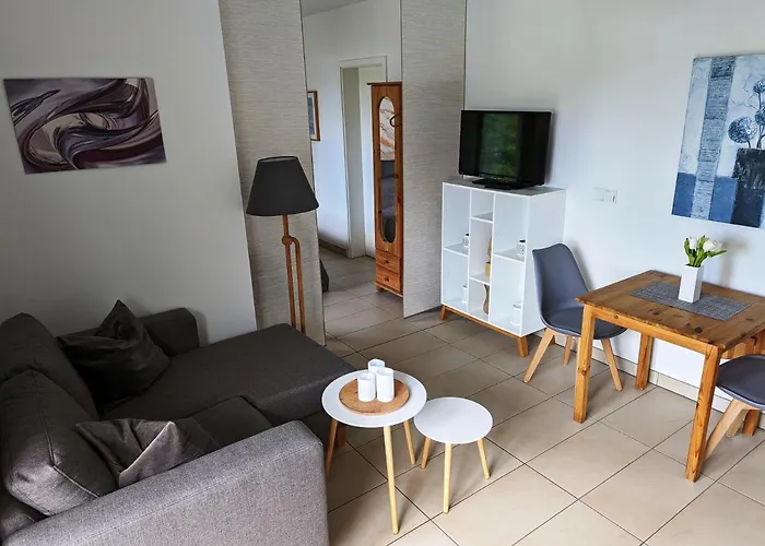 Apartment Direkt Am Bei Den Kaiserbaedern